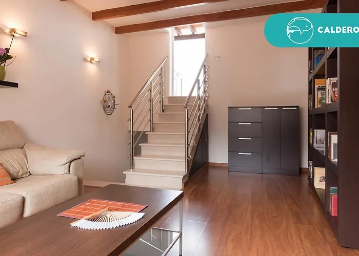 Fronton Whale * Gáldar